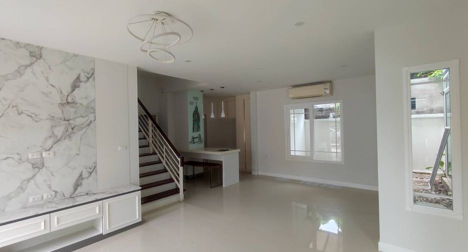 Haus zum Kauf mit 3 Zimmer in Mueang Phuket, Phuket