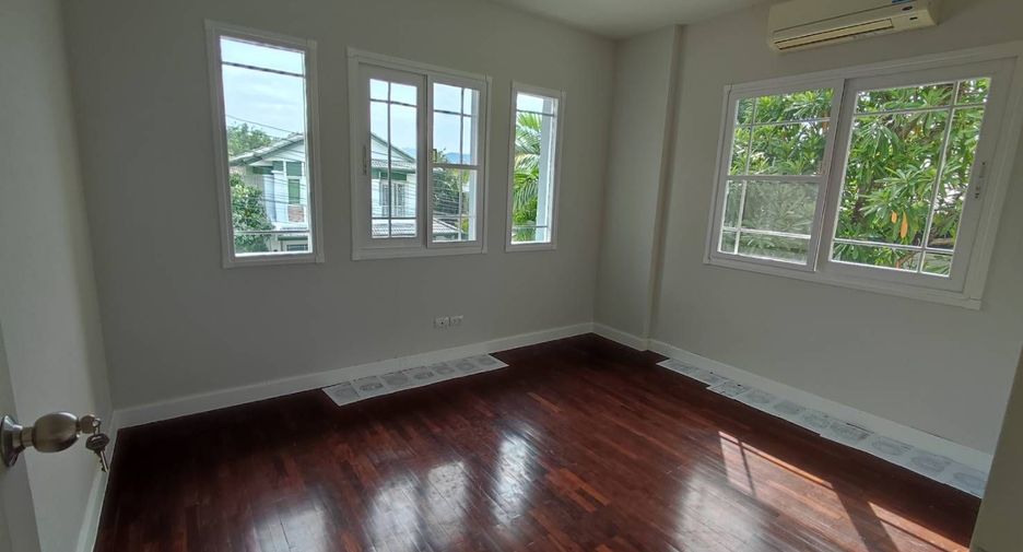 Haus zum Kauf mit 3 Zimmer in Mueang Phuket, Phuket