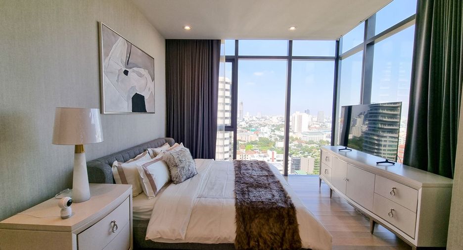 For rent and for sale 2 bedrooms condo in Khlong Toei, Bangkok
