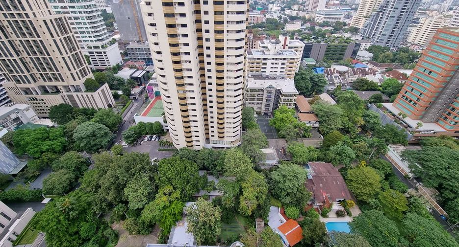 For rent and for sale 2 bedrooms condo in Khlong Toei, Bangkok