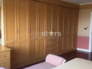 Wohnung zum Kauf mit 3 Zimmer in Yan Nawa, Bangkok
