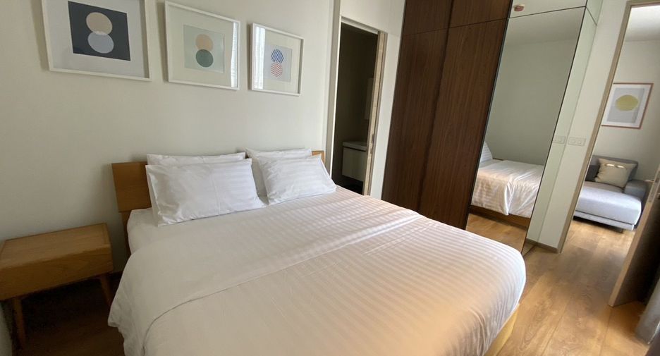 For rent 2 bedrooms condo in Khlong Toei, Bangkok
