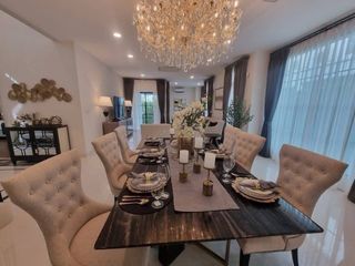 For rent 4 bedrooms house in Saphan Sung, Bangkok