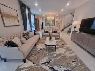 For rent 4 bedrooms house in Saphan Sung, Bangkok