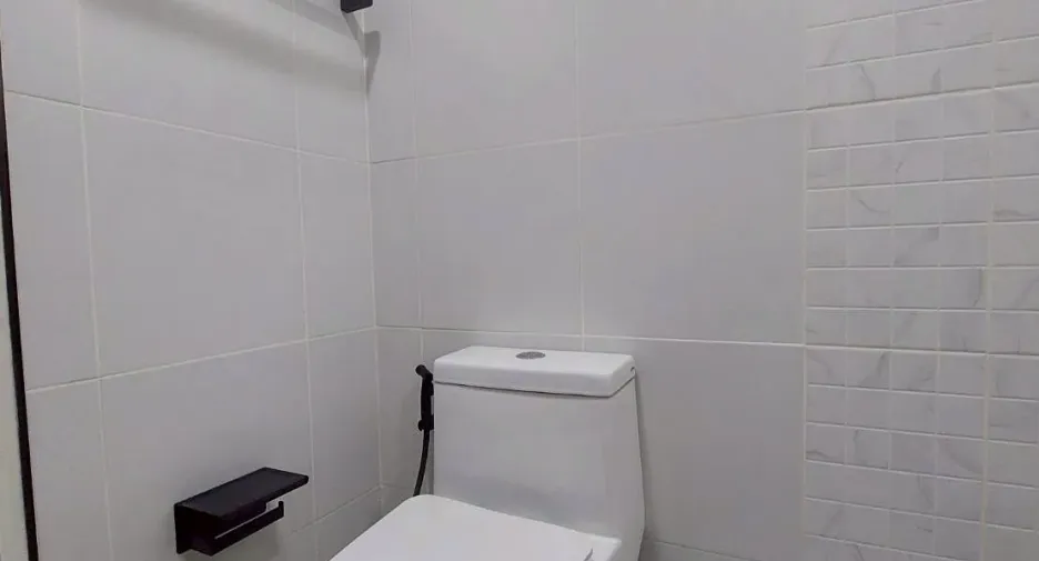 À vendre 1 chambre condo à Prawet, Bangkok
