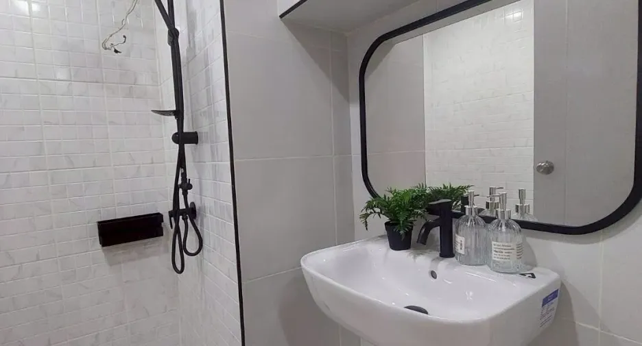 À vendre 1 chambre condo à Prawet, Bangkok
