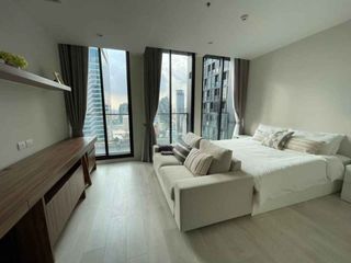À louer studio condo à Pathum Wan, Bangkok