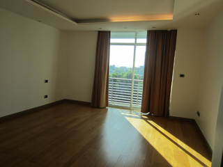 À louer 3 chambres condo à Phaya Thai, Bangkok