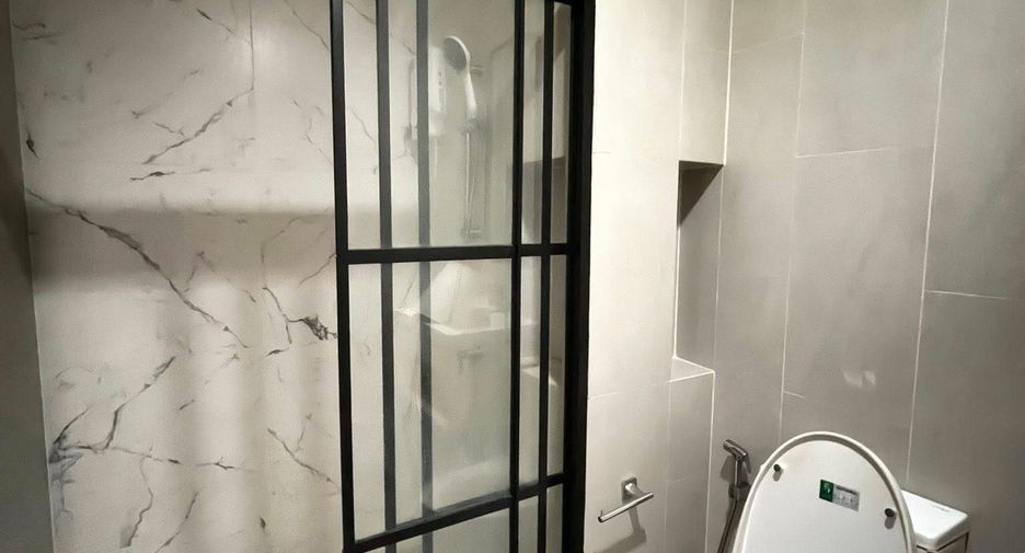 For rent 1 bed condo in Bang Kapi, Bangkok
