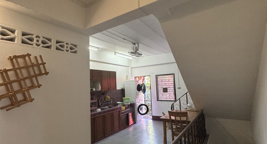 For sale 3 bedrooms retail Space in Mueang Phuket, Phuket