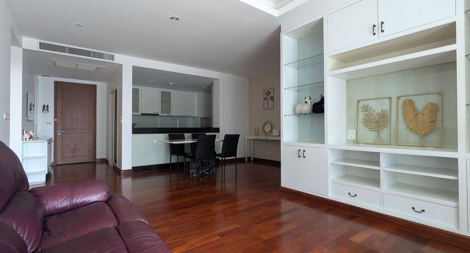 For rent 2 bedrooms condo in Sathon, Bangkok