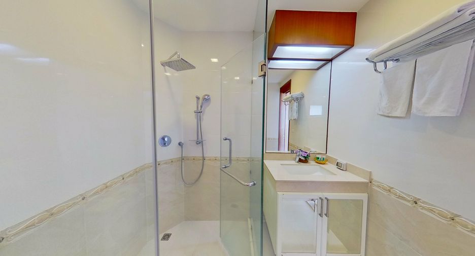 For rent 2 bedrooms condo in Mueang Phuket, Phuket