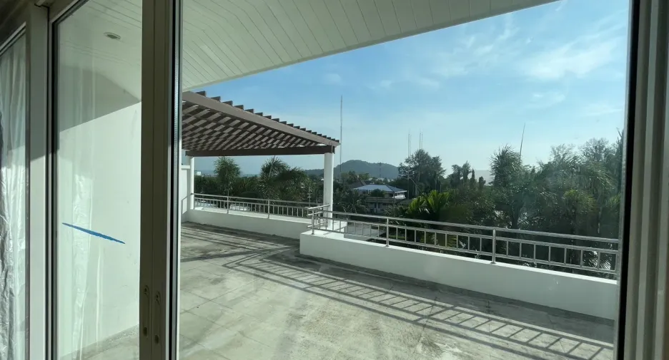 For rent 2 bedrooms condo in Mueang Phuket, Phuket