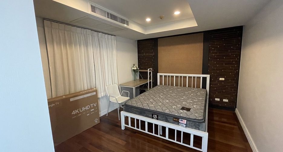 For rent 2 bedrooms condo in Mueang Phuket, Phuket