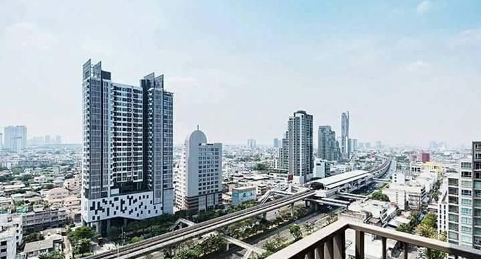 For sale 1 Beds condo in Khlong San, Bangkok