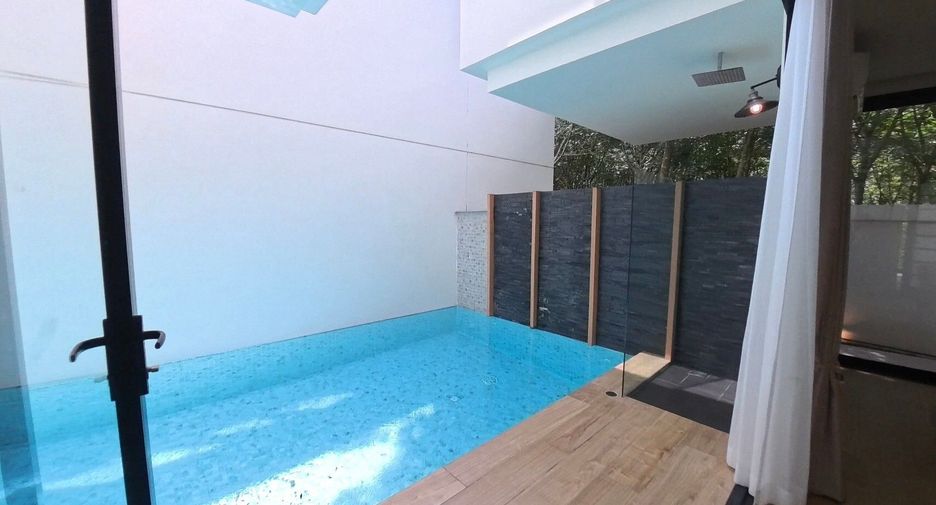 For sale 3 bedrooms condo in Mueang Phuket, Phuket