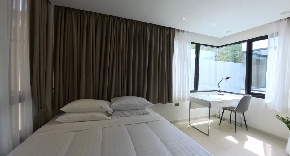 For sale 3 bedrooms condo in Mueang Phuket, Phuket