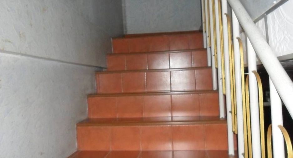 Casa adosada en venta de 2 habitaciones en Bang Khen, Bangkok