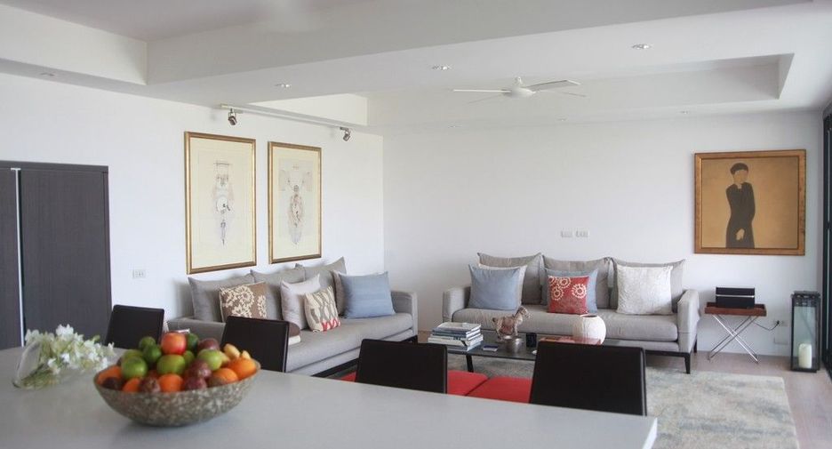 For sale 3 bedrooms villa in Thalang, Phuket