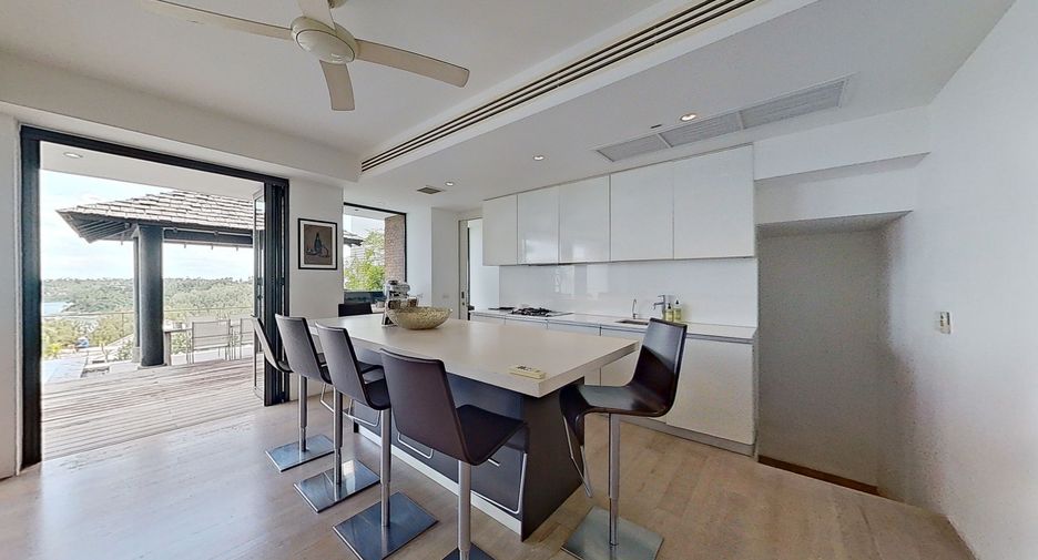 For sale 3 bedrooms villa in Thalang, Phuket