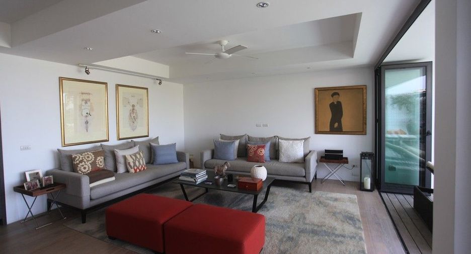 For sale 3 bedrooms villa in Thalang, Phuket