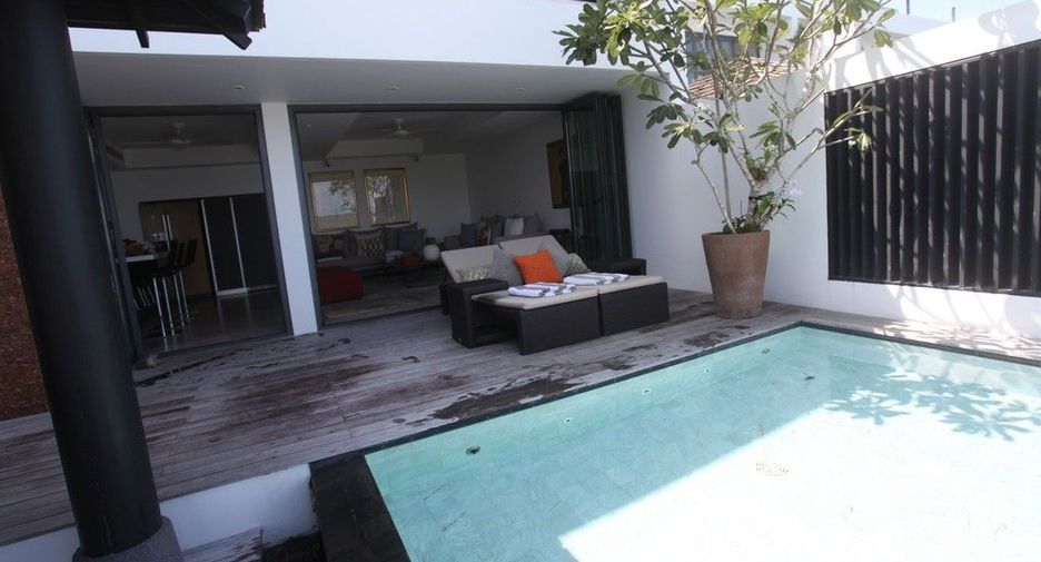 For sale 3 bedrooms villa in Thalang, Phuket