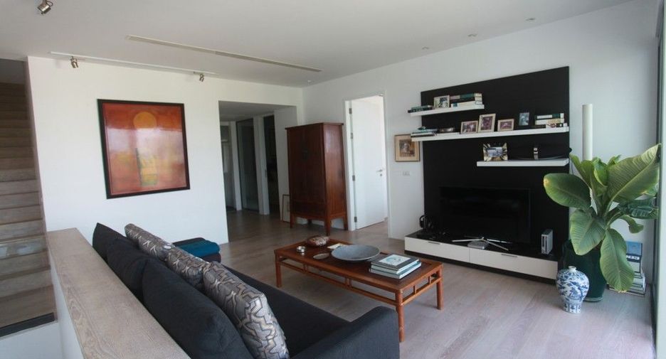 For sale 3 bedrooms villa in Thalang, Phuket