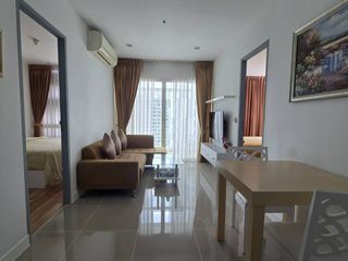 À louer 2 chambres condo à Phra Khanong, Bangkok