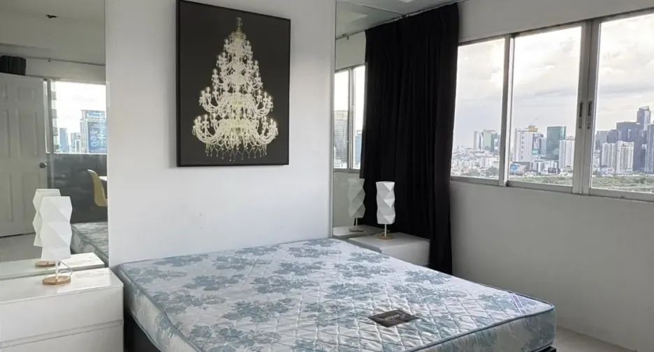 À louer 2 chambres condo à Watthana, Bangkok