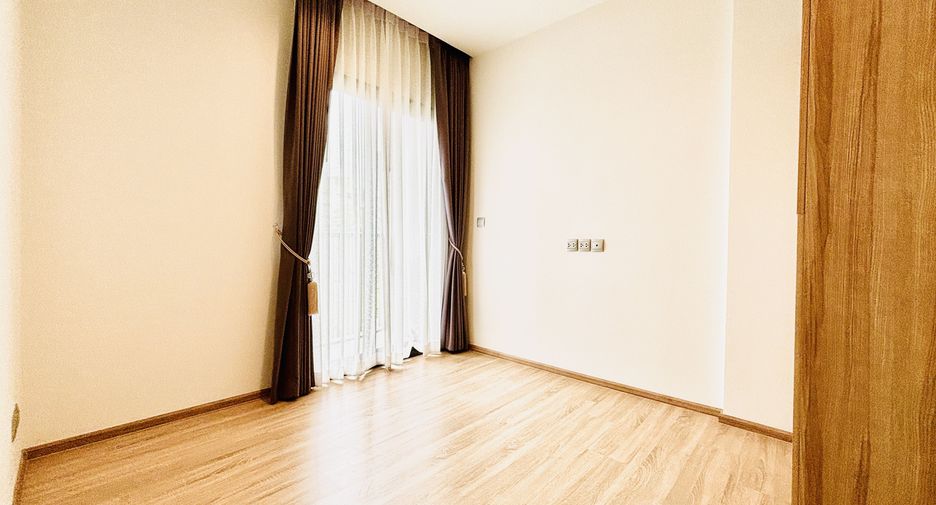 À louer 2 chambres condo à Suan Luang, Bangkok