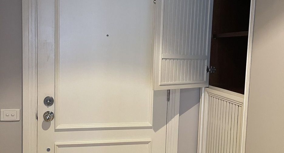 Wohnung zur Miete mit 2 Zimmer in Pathum Wan, Bangkok