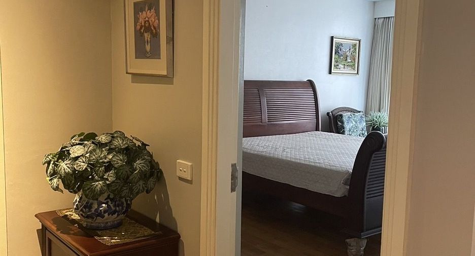 Wohnung zur Miete mit 2 Zimmer in Pathum Wan, Bangkok