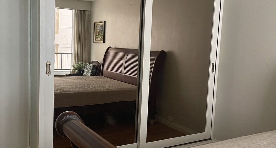 Wohnung zur Miete mit 2 Zimmer in Pathum Wan, Bangkok