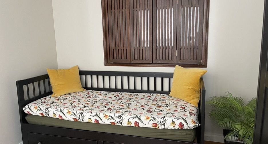 Wohnung zur Miete mit 2 Zimmer in Pathum Wan, Bangkok