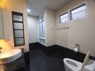 For sale そして for rent 5 ベッドルーム house in Bang Khae, Bangkok