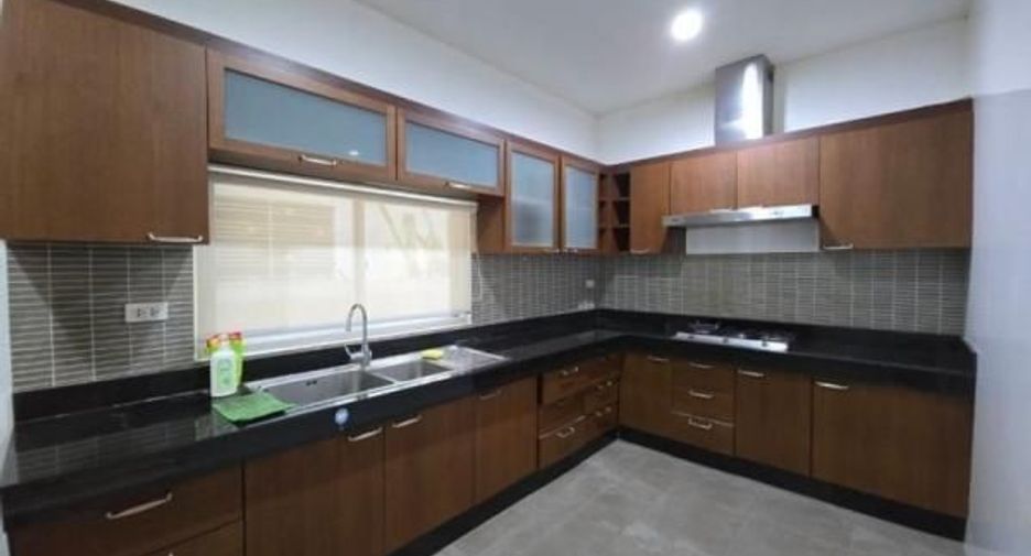 Продажа и аренда 5 спальни дом в Банг Кхае, Бангкок