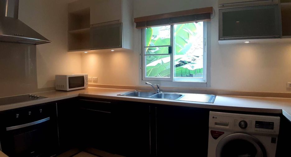 For rent 3 ベッドルーム condo in Sathon, Bangkok