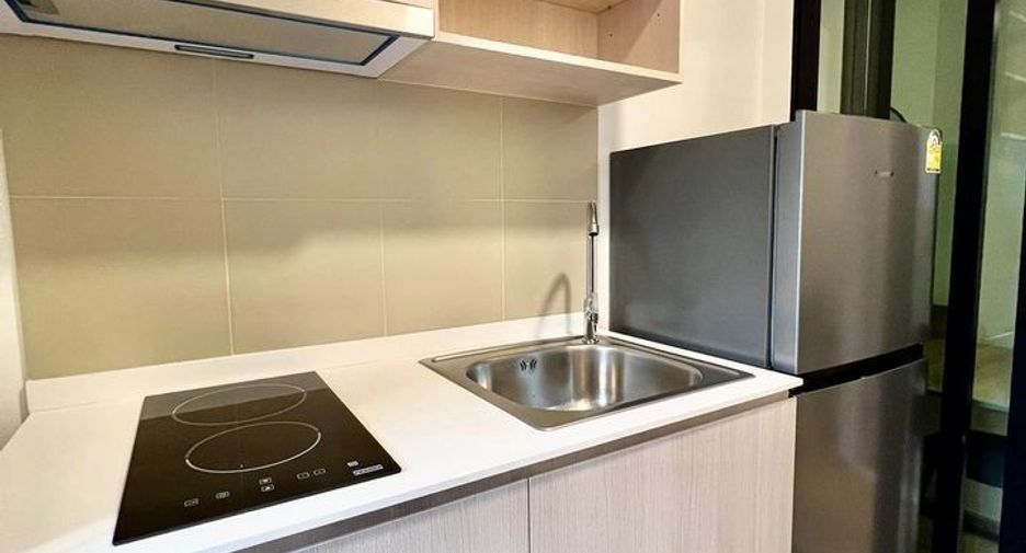 For rent 1 bed condo in Wang Thonglang, Bangkok