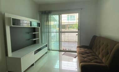 For sale 3 bedrooms townhouse in Khlong Sam Wa, Bangkok