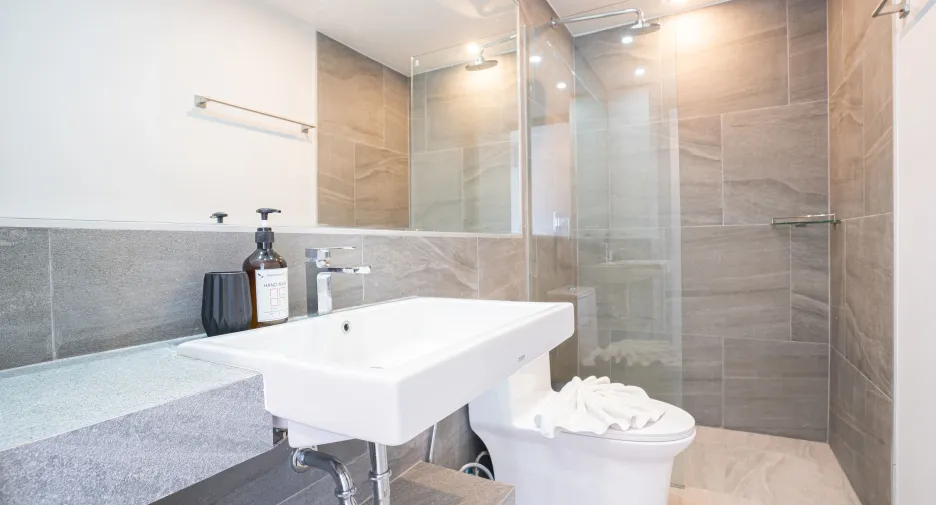 For sale 2 bedrooms condo in Mueang Phuket, Phuket