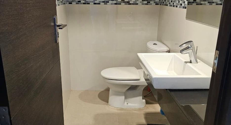 For sale 2 bedrooms condo in Ratchathewi, Bangkok