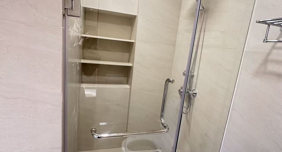 For sale 1 Beds condo in Thalang, Phuket
