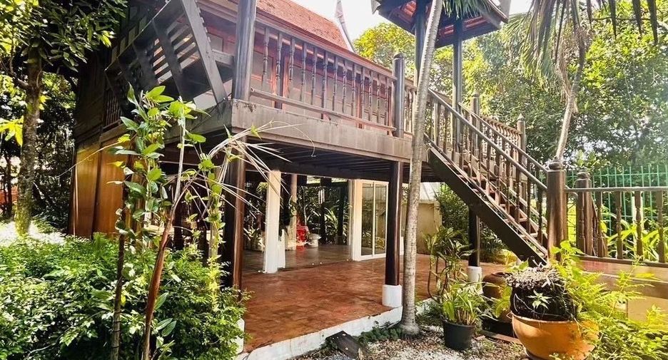 For sale 8 bedrooms house in Suan Luang, Bangkok