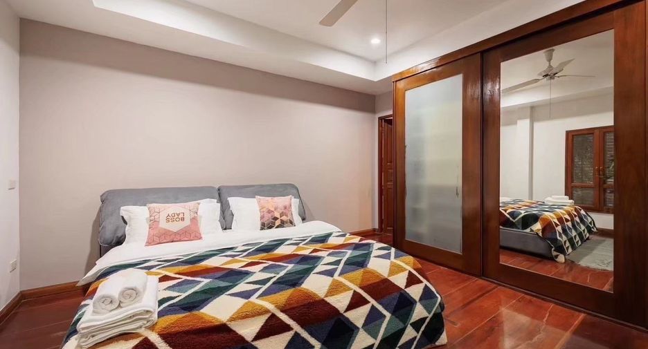 For sale 8 bedrooms house in Suan Luang, Bangkok