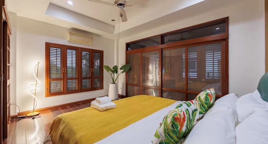 For sale 8 bedrooms house in Suan Luang, Bangkok