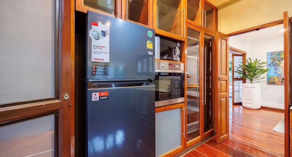 For sale 8 bedrooms house in Suan Luang, Bangkok