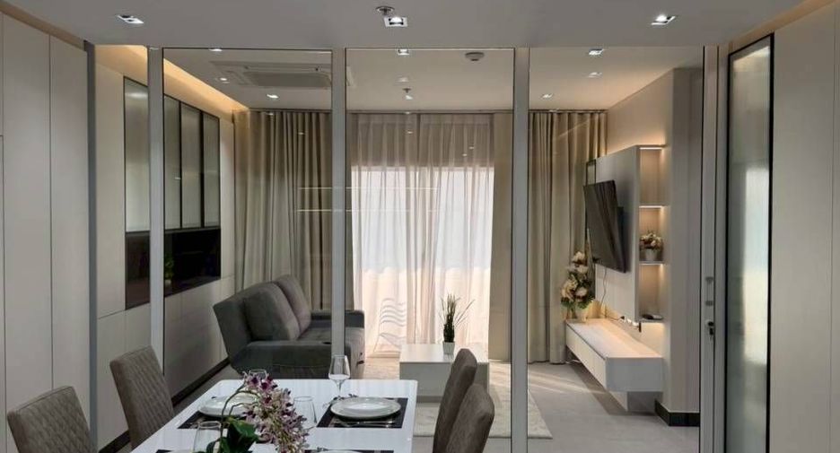 For rent 2 bedrooms condo in Bang Na, Bangkok