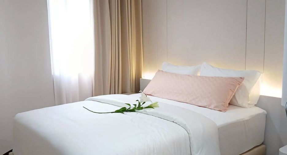 For rent 2 bedrooms condo in Bang Na, Bangkok