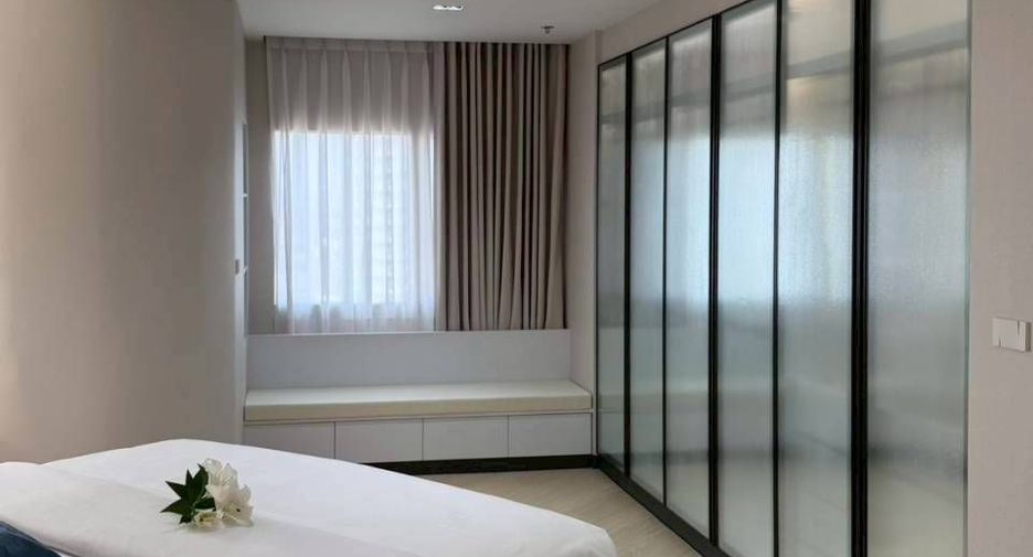 For rent 2 bedrooms condo in Bang Na, Bangkok