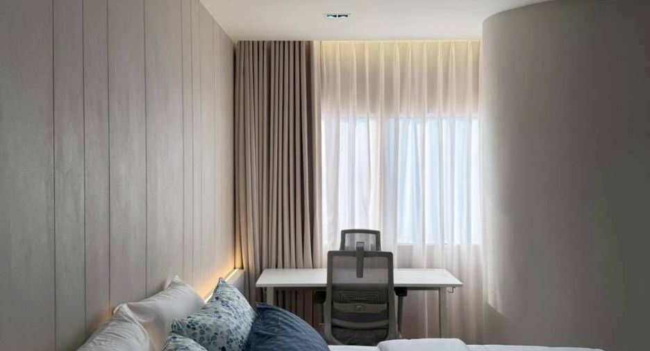 For rent 2 bedrooms condo in Bang Na, Bangkok